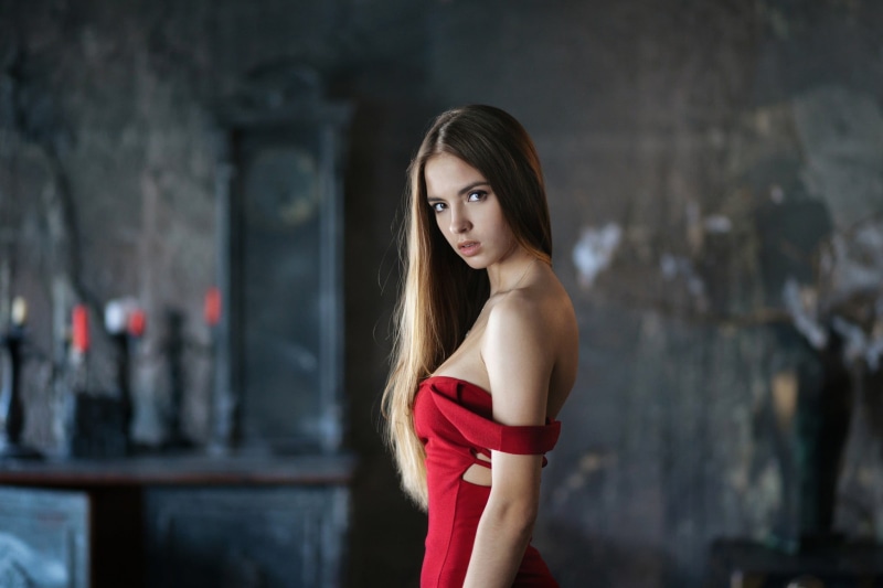 looking at camera, Victoria Lukina, s, young women, looking over shoulder, beauty, shoulder, long hair, side view, 1080P, brown hair, one person, dress