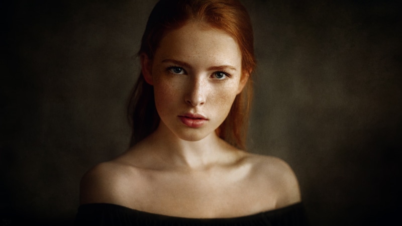 serious, hairstyle, studio shot, beautiful people, fashion, dark, young women, adult, bare shoulders, 1080P, contemplation, young adult, close-up, human face