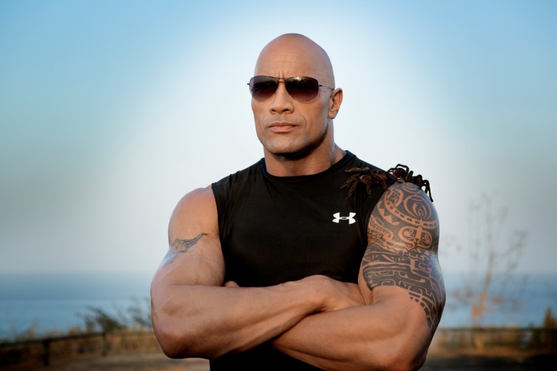young men, sunglasses, front view, adult, muscular build, real people, fashion, lifestyles, sky, males, 2K, spiders, outdoors, day, young adult, tattoo