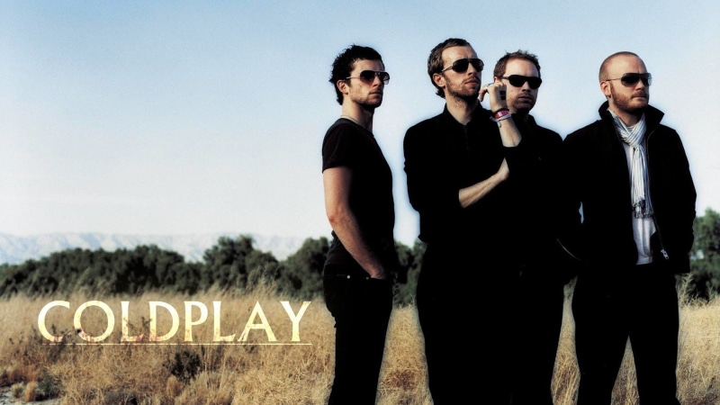 business Person, field, women, aggression, multi-Ethnic Group, coldplay, outdoors, mid adult, business, suit, friendship, men, sky, 1080P, males, caucasian Ethnicity