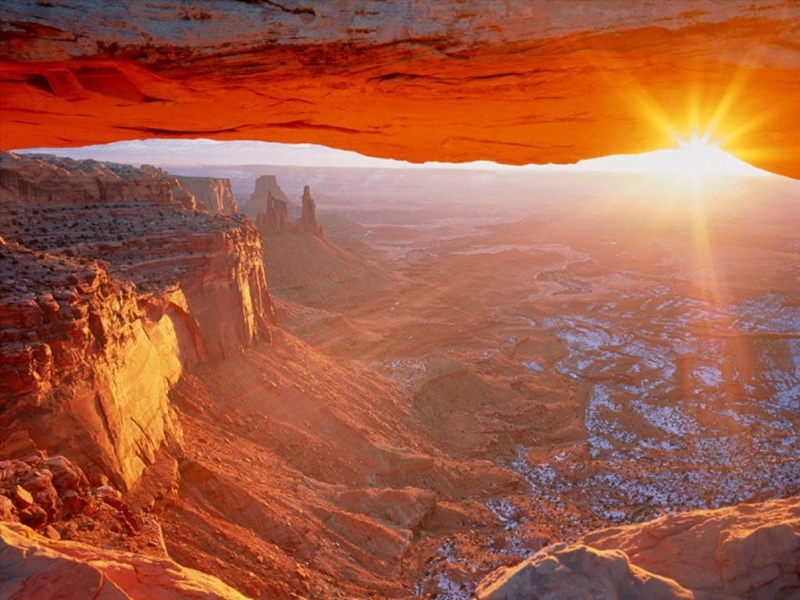 Canyonlands National Park, mountains, 480P, nature, Mesa arch, sunlight, ridge, landscape, Utah