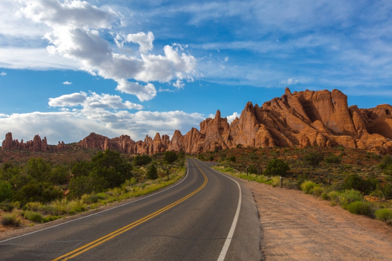 southwest, utah, america, park, landscape, the way forward, valley, beauty in nature, drive, navajo, outdoors, travel destinations, diminishing perspective