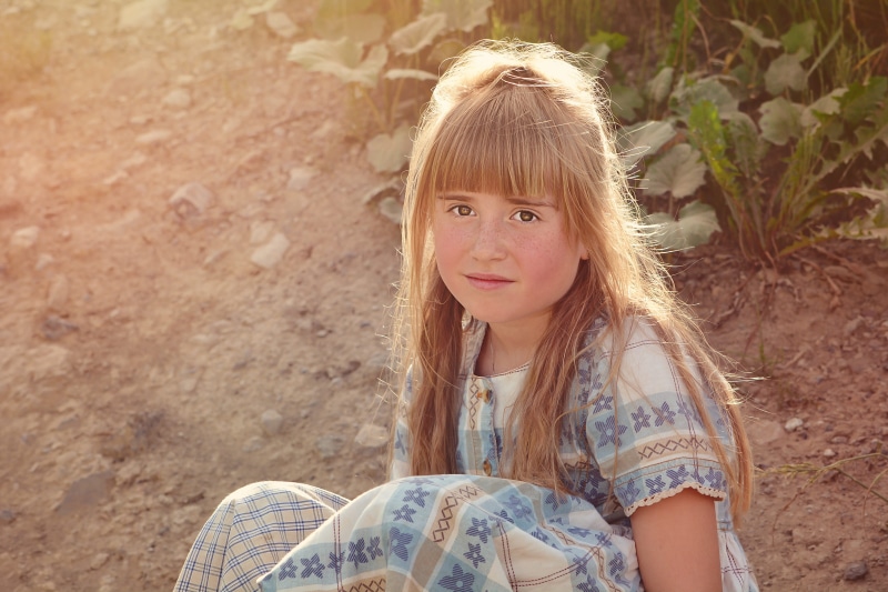 casual clothing, lifestyle, blond Hair, image Type, adult, looking At Camera, Face, childhood, leisure activity, day, long hair, one Person, Child, human Age