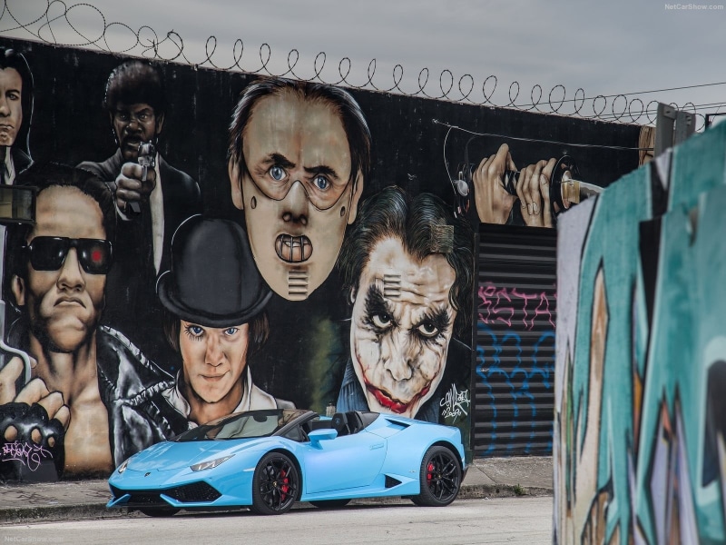 supercars, Lamborghini Huracan LP 610-4 , 720P, looking at camera, Lamborghini Huracan, case, transportation, representation, men, real people, canine
