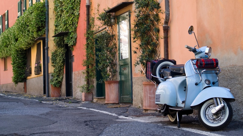 street, vespa, motorcycle, 4K, scooter, italy, motor vehicle, classic