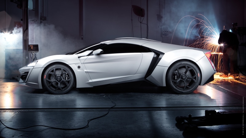 style, hoop, vehicle, motor, highway, chrome, power, traffic, sports, auto, race, engine, fast, wheeled vehicle, travel, new, drive, transport, convertible