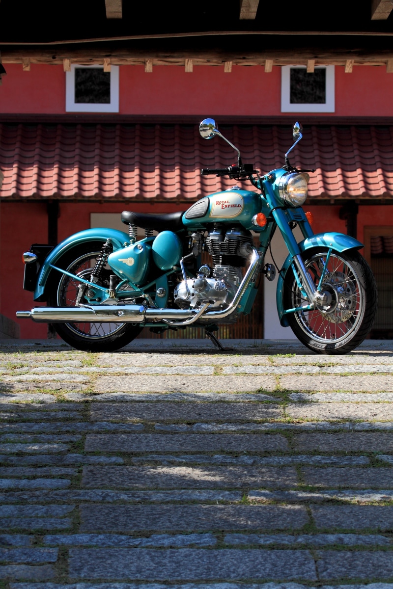 mode of Transport, wall, building exterior, black, parking, architecture, transportation, street, motorcycle, city, built structure, outdoors, vehicle