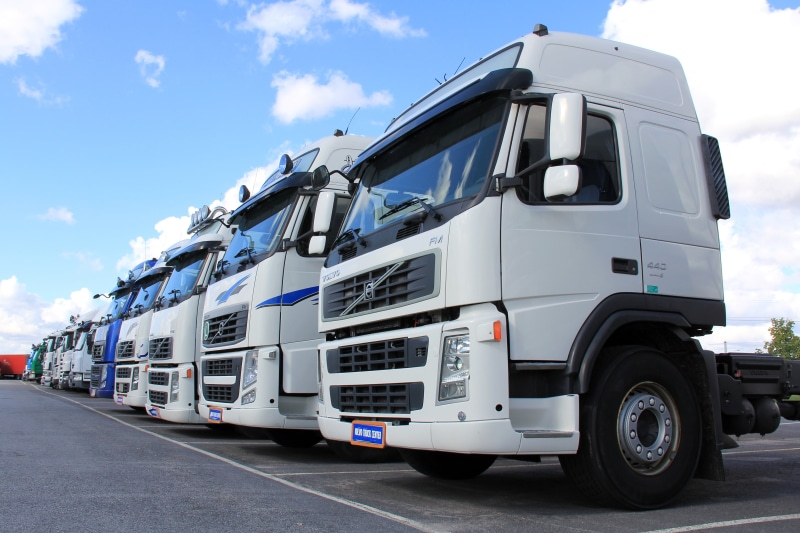 semi, no people, day, diesel, logistics, syrface, delivery, cargo Container, delivery van, travel, built structure, public transportation, blank, freight