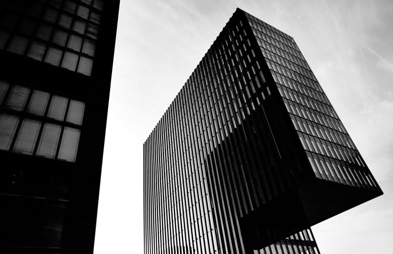 office Building, grey scale, city, 1080P, business, built Structure, scale, Düsseldorf, window, minimalism, skycrapers, architecture, modern, urban Scene