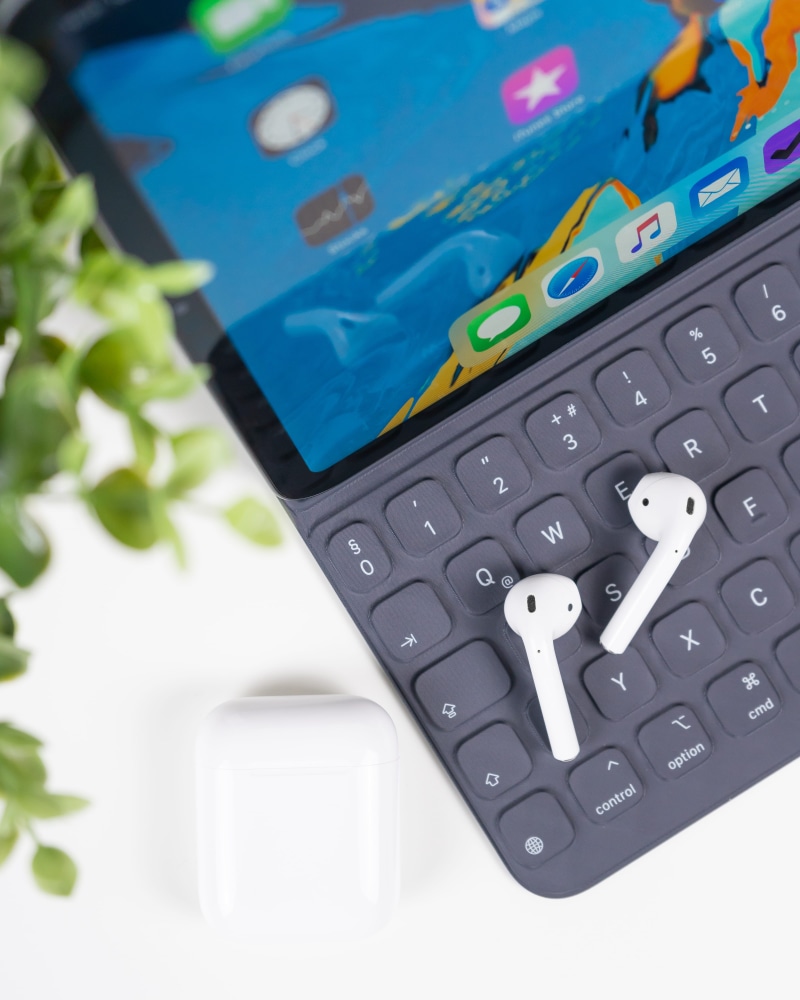 no people, ipad, communication, technology, computer equipment, smart phone, number, keyboard, computer keyboard, internet, airpods, connection, computer part