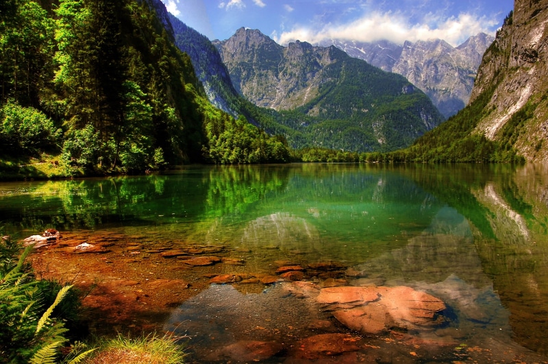 beauty In Nature, romance, body of water, mountains, mountain, national park, green, tranquil Scene, near, daytime, tranquility, romantic, rock - Object