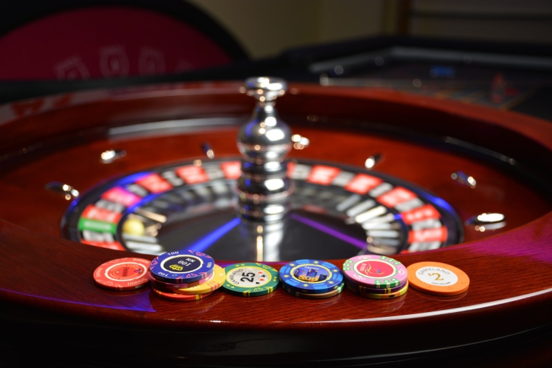 leisure games, relaxation, opportunity, fun, luxury, good luck, roulette, benefit, gambling chip, arts culture and entertainment, luck, ace, night, multi colored