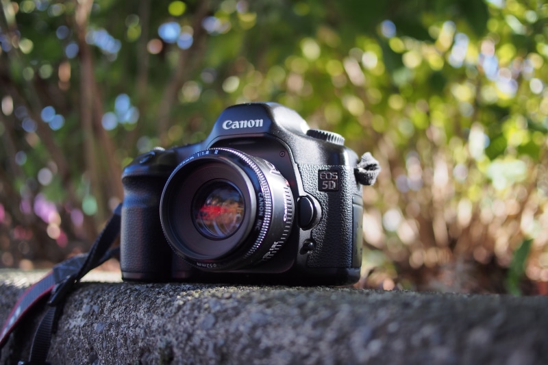 closeup, dslr, Canon 5D, DSLR camera, black, full-frame, canon, photography Themes, bokeh, lens - Optical Instrument, New Old, 4K, camera, photo, single Object