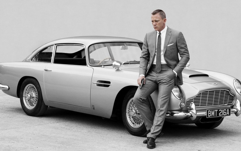 males, well-dressed, motor vehicle, Daniel Craig, mode of transportation, transportation, luxury, 1080P, land vehicle, men, suit, day, James Bond, adult