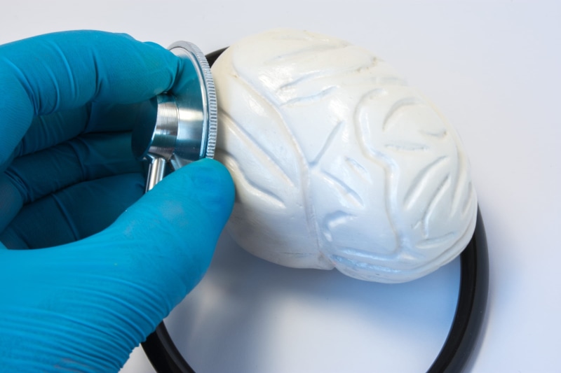 surgical glove, memory, human hand, analyzing, image, neurology, cancer, test, tumor, indoors, professional, holding, 1080P, practitioner, human, injury