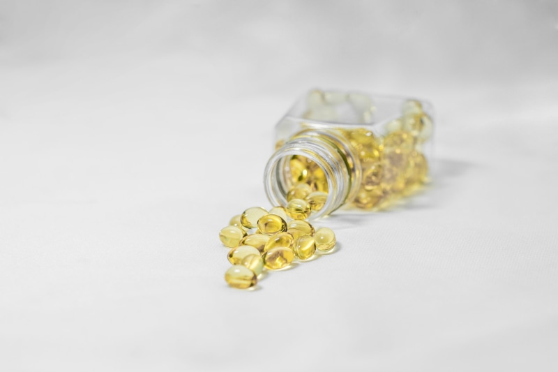 medication, professional, specialist, soft, jewelry, physician, yellow, close-up, nutritional supplement, medicine, indoors, copy space, drug, heal, cure