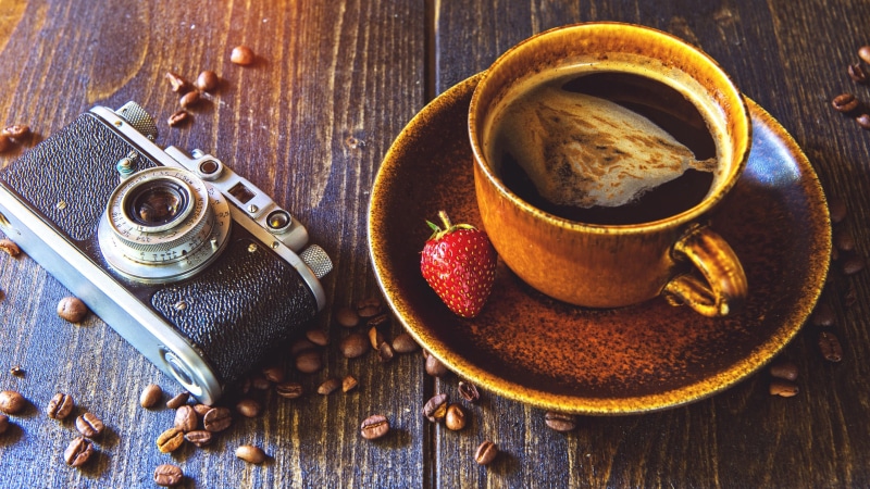 coffee - drink, food and drink, cup, coffee cup, strawberry, close-up, flavor, wood - material, still life, no people, table, caffeine, crockery, technology