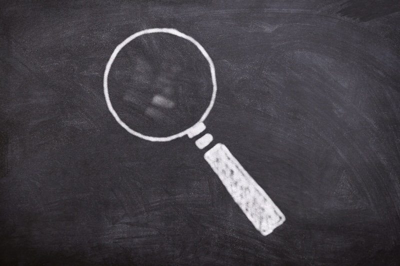 magnifying glass, two objects, internet, chalk, indoors, performance, no people, innovation, blackboard, business, brainstorming, close-up, board, education