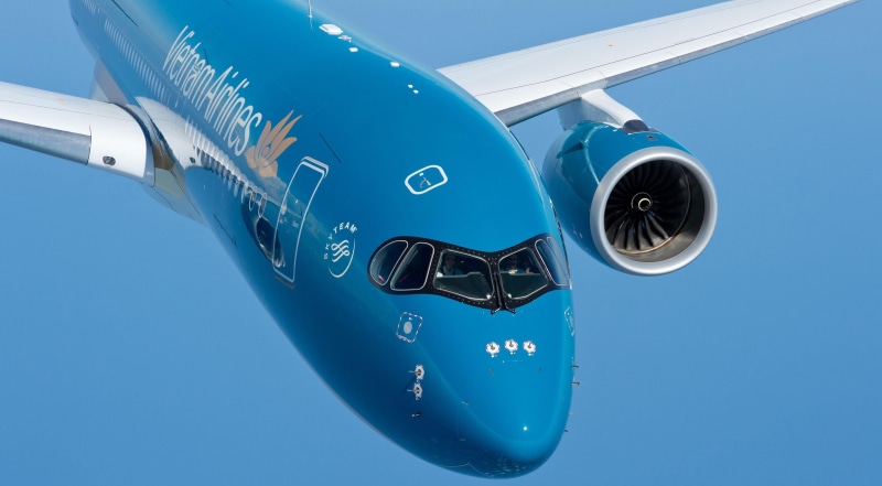 Airbus A350 XWB, Airbus, Airbus A350-900, Cockpit, Pilot, 2K, A passenger plane, Vietnam Airlines