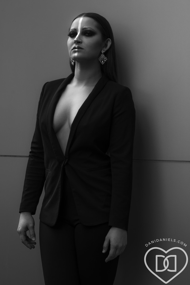 indoors, model, elegance, human face, modern, glamour, fashion model, hairstyle, 5K, fashion, young adult, Clinic Magazine, women, adult, human body part