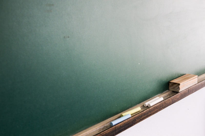 learn, chalk, safety, railing, green, living room, built structure, chalks, education, water, close-up, day, study, indoors, blackboard, architecture, classroom