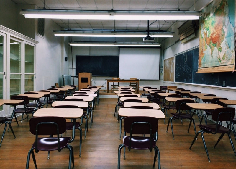 lecture hall, seat, teaching, board, projector, architecture, school building, empty, furniture, indoors, blackboard, table, no people, university, 2K