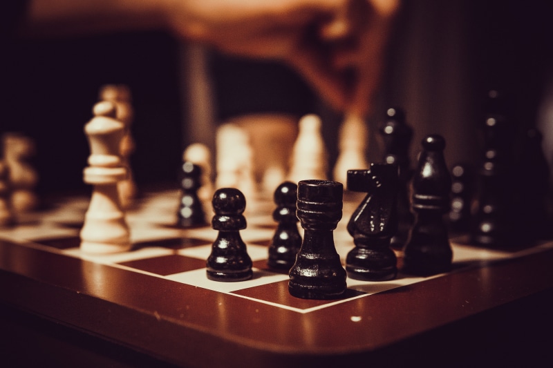 leisure, tactics, chess, pieces, selective focus, black-and-white, chess pieces, leisure activity, mind game, game, competition, no people, queen - chess piece