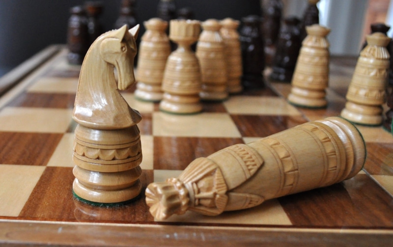 focus, white, selective, fight, arts culture and entertainment, King, win, 2K, Chess, checkmate, leisure games, indoors, photography, intelligence, Knight
