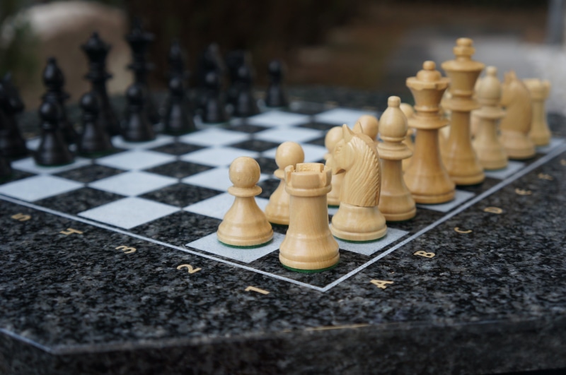 tower, leisure activity, play, perspective, strategy, thinking, figures, runners, horse, stone, bauer, game, chess piece, success, arts culture and entertainment