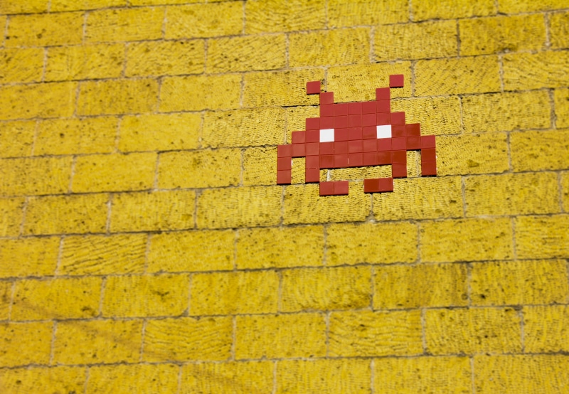 texture, shape, day, brick wall, full frame, textured, no people, retro, yellow, design, architecture, wall, 4K, space invaders, wall - building feature
