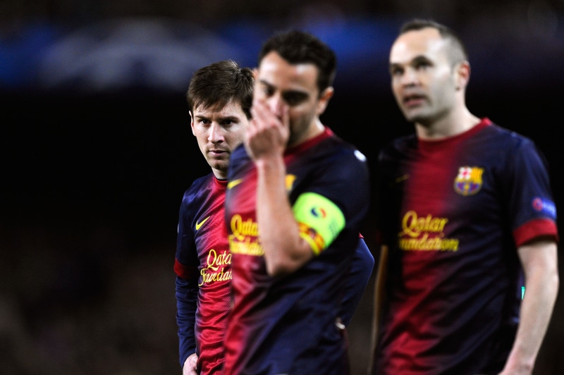 Messi, Iniesta, Barca, Football, adult, aggression, togetherness, indoors, Xavi, young men, Leopard, front view, serious, clothing, Sport, standing, young adult