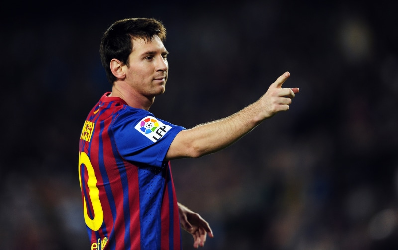 side view, human limb, males, standing, spectator, 2K, Wink, competitive Sport, human arm, winning, portrait, outdoors, finger, pointing, FC Barcelona