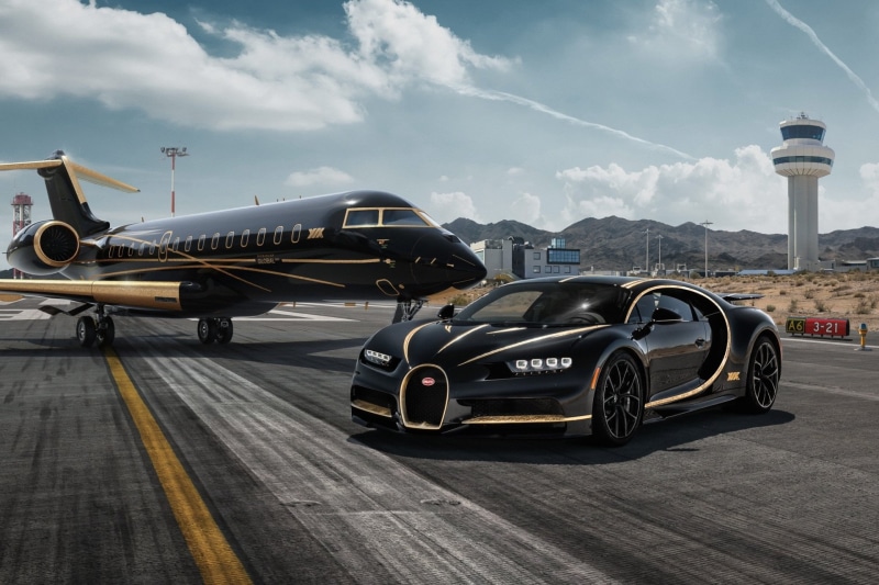 cloud - sky, Supercar, Sport Car, Bugatti, Car, Bugatti Chiron, airport, road, sky, outdoors, Black Car, no people, architecture, 1080P, nature, building exterior