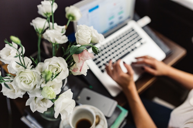 wedding, office, working, 5K, businesswoman, human body part, home, business, flower, adult, plant, rose, desk, home office, hand, coffee, macbook, flower head