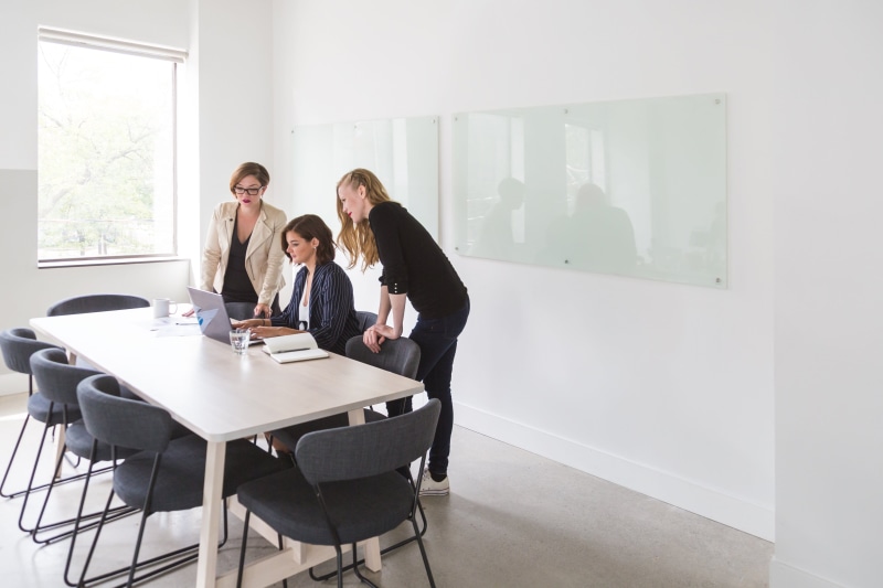 adult, Ecommerce, males, Friends, men, corporate business, group of people, business person, Professional, Office, working, Meetings, Presentation, cooperation