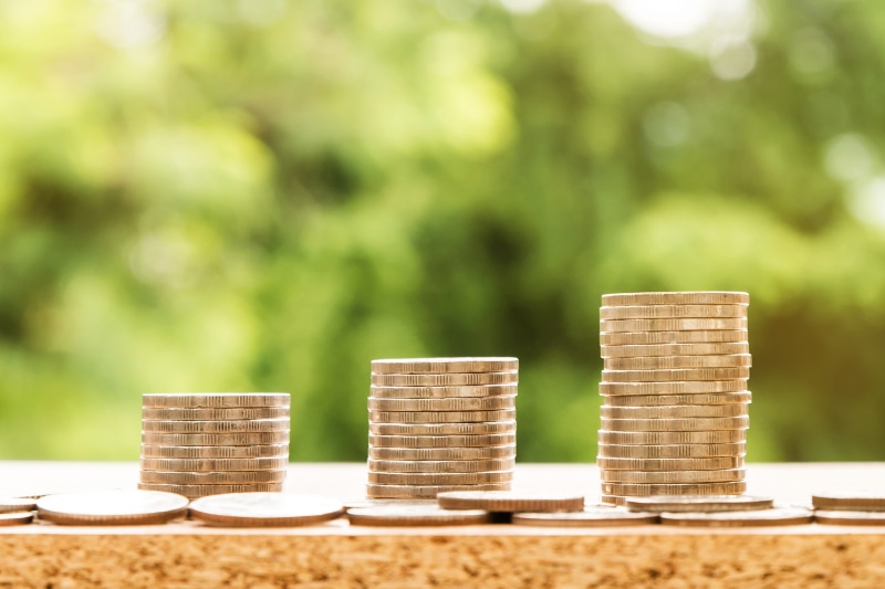economy, 4K, dollar, green color, bank, banking, salary, food and drink, cash, success, stack, business, accounting, currency, income, wealth, setting