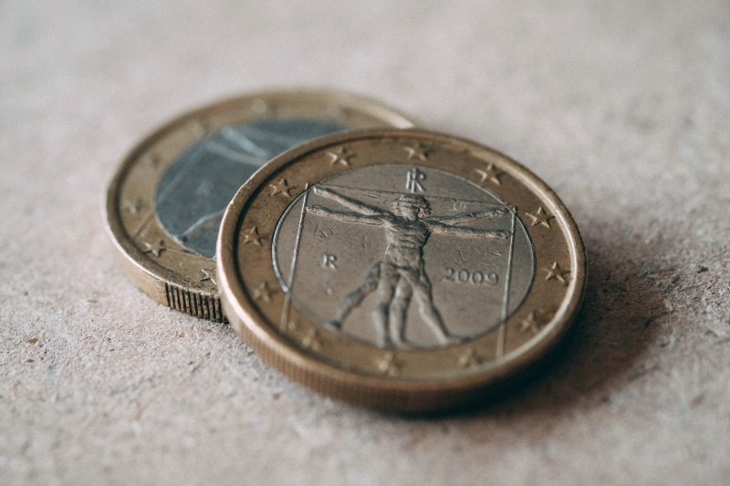 indoors, communication, rate, selective focus, change, currency, income, still life, text, stack, savings, no people, photography, bank, save, circle, 4K