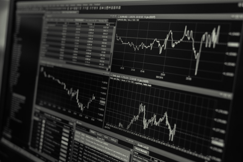 trading, stock market data, stock market, trade, selective focus, monitor, computer monitor, data, black-and-white, number, graph, industry, full frame