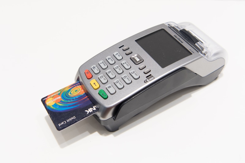 debit, keypad, 4K, transaction, communication, retail, cut out, number, payment, calculator, credit card, no people, card, connection, credit, commerce