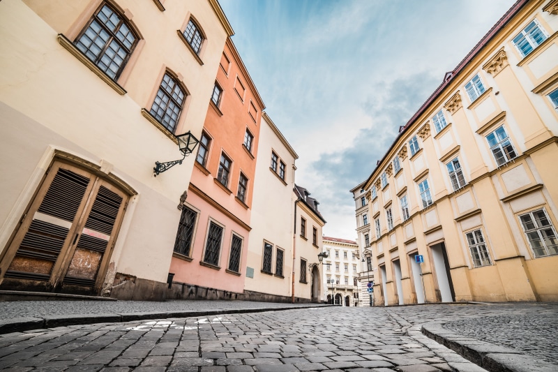 paving stone, republic, house, nature, Street, town, apartment, alley, building Exterior, day, streets, Random, built Structure, outdoors, europe, row house