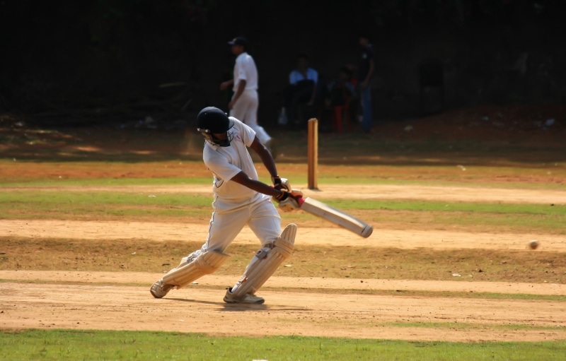 sport, ball, playing, baseball bat, shot, 2K, cricket, daytime, player, nature, incidental people, sport of cricket, standing, land, competitive sport