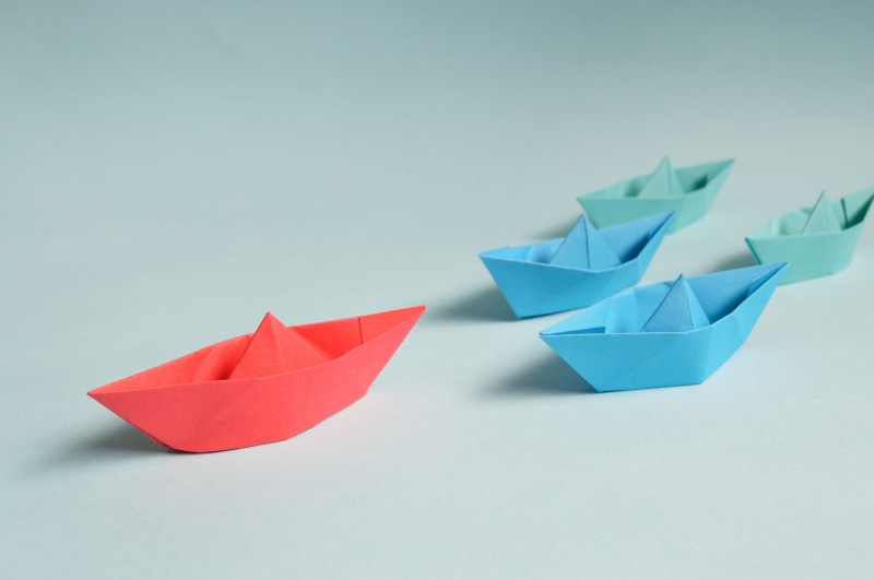 surface, boats, art, 5K, triangle, no people, color, toys, art and craft, start, creativity, ship, red, boat, graphic, representation, paper, folded, conceptual