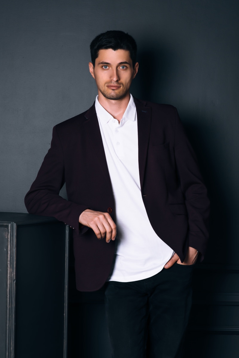 pensive, businessman, person, fashionable, serious, looking, man, 5K, front view, men, photoshoot, model, formal, motivation, looking at camera, studio