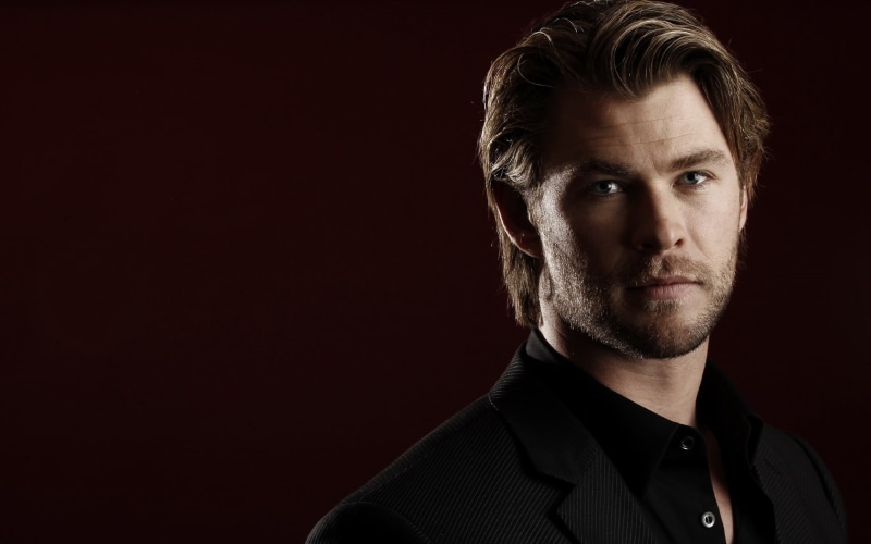 standing, portrait, 1080P, black Background, hemsworth, people, beautiful, handsome, close-up, eyes, blond hair, studio Shot, indoors, copy Space, males