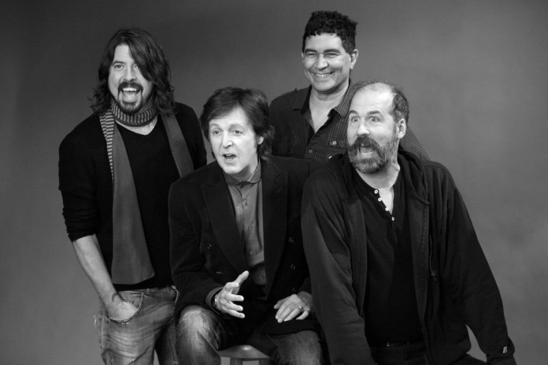Krist Novoselic, emotion, males, childhood, smiling, rock stars, mature men, sitting, adult, 480P, father, son, women, musician, monochrome, Paul McCartney
