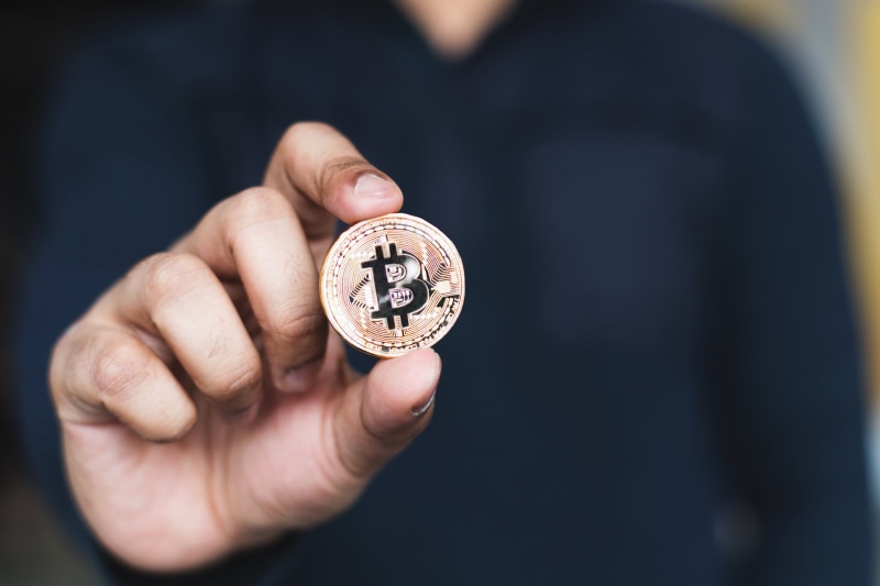 Bitcoin, Money, Technology, investor, selective focus, hand, one person, senior adult, coin, Future, crypto, human body part, photo, focus on foreground