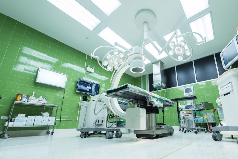 innovation, low angle view, industry, occupation, Surgery, robot, operating room, technology, indoors, 2K, doctor, medical equipment, representation, factory