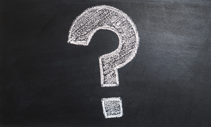 wall - building feature, day, ?, faq, white color, pattern, 2K, indoors, no people, black background, illustration, unsure, ask, blackboard, chalk board
