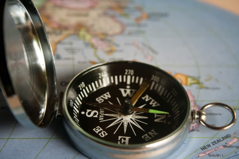 north, journey, two objects, compass, orientation, colored, travel, physical Geography, finance, guidance, orienteering, navigational equipment, direction