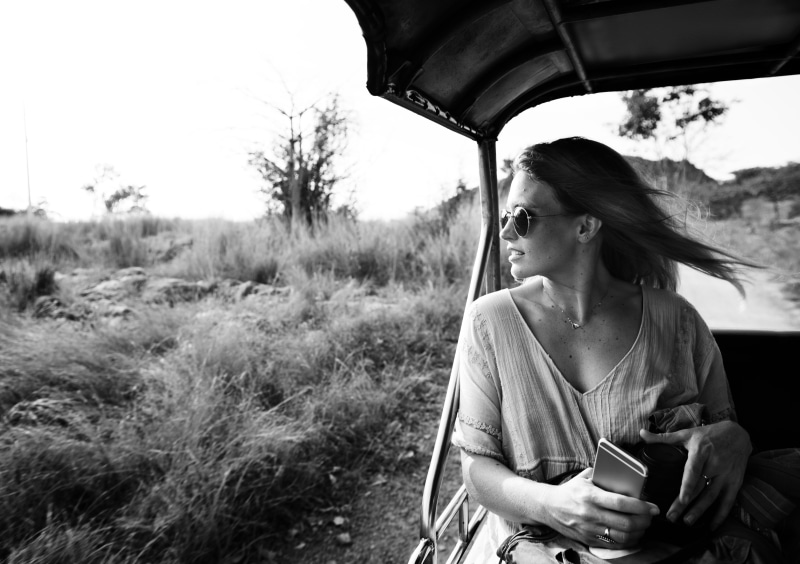 chill, holiday, vacation, life, sitting, looking, nature, leisure activity, travel destination, young women, route, one person, expedition, leisure, woman